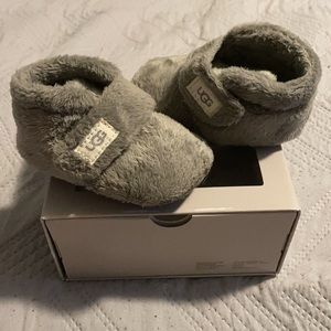 Ugg baby bixbee shoes